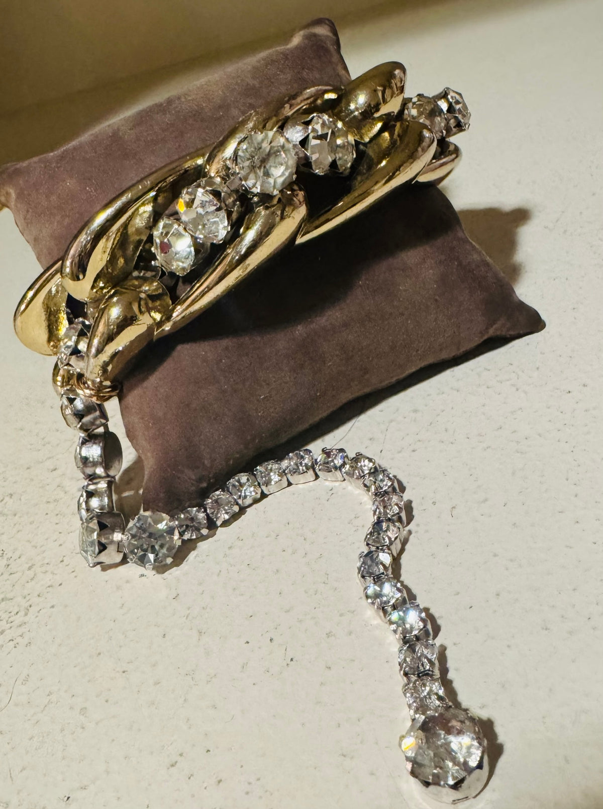 The Giving Collection: On a Short Leash