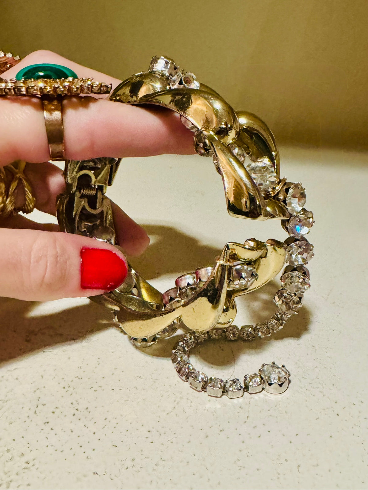 The Giving Collection: On a Short Leash