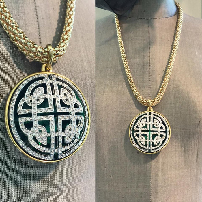 Chinoiserie Medallion