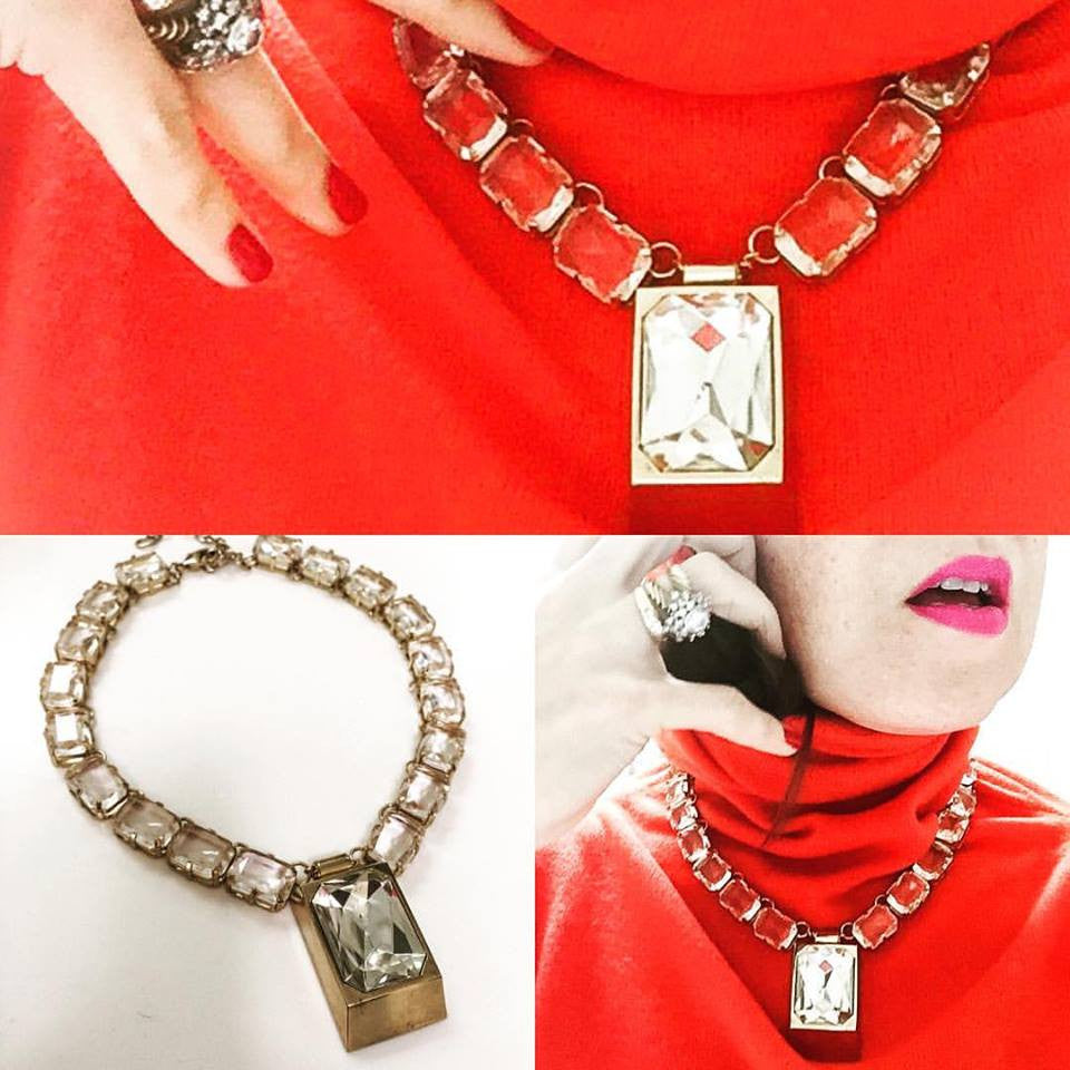 Cubed Collar