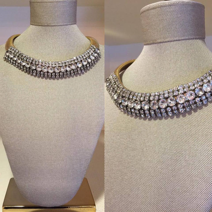 Banded Omega Collar