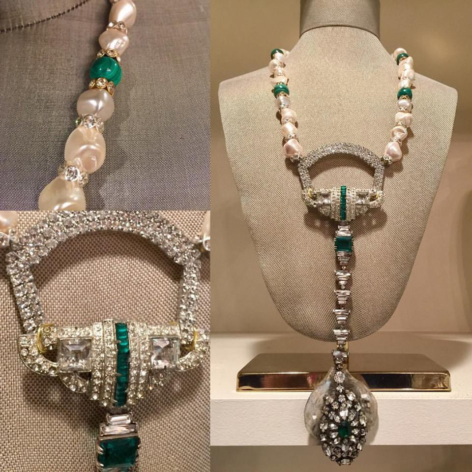 Baroque Pearl Arch