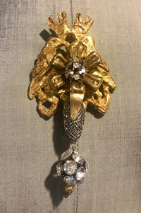 Regal Love Optical Illusion Brooch / Pendant