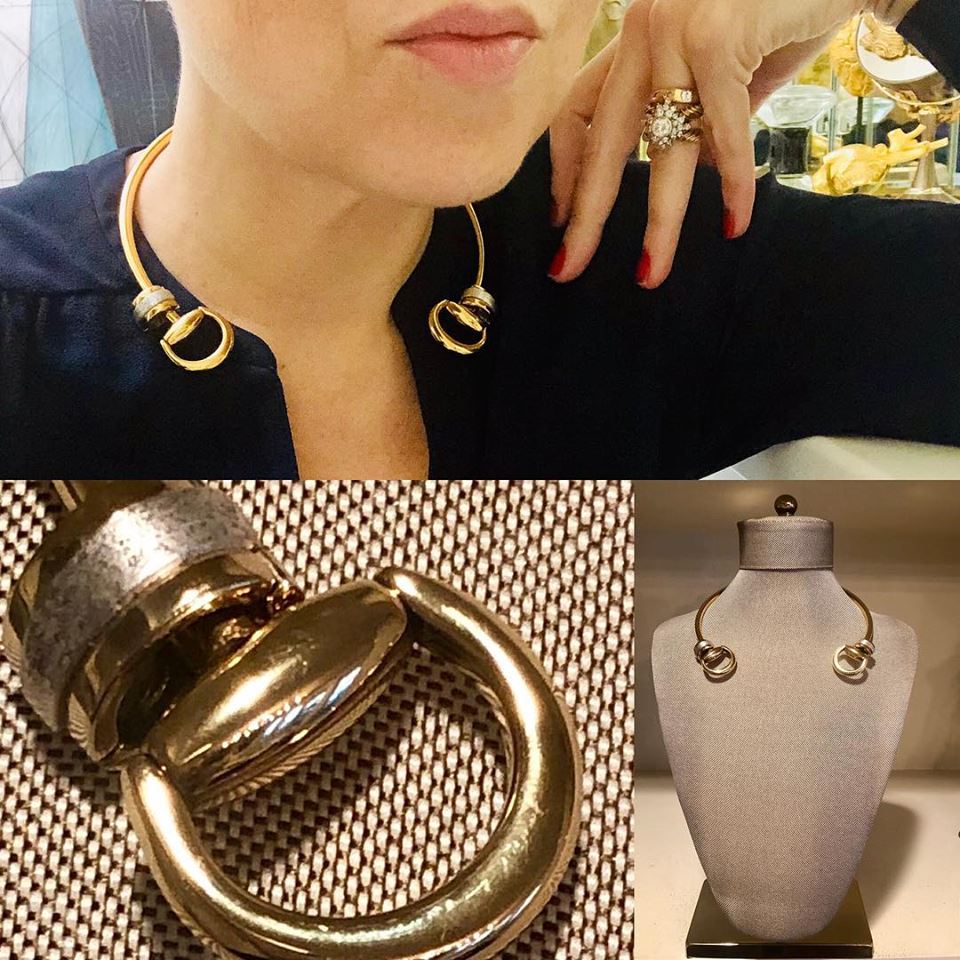Horsebit Collar
