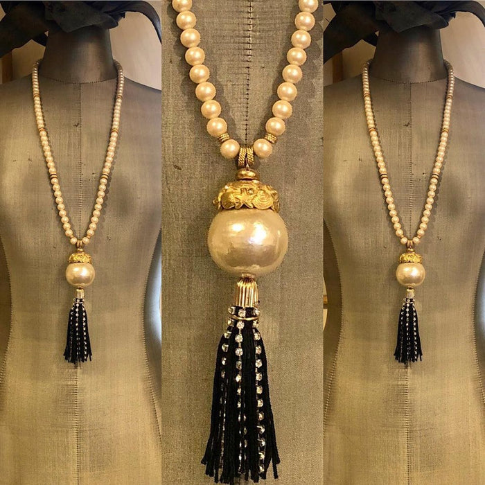 Monumental Pearl Tassel