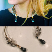 Open Garland Collar