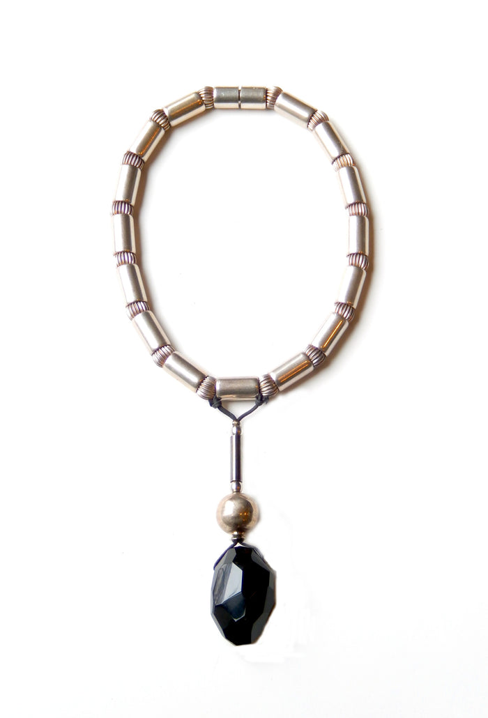 Sterling and Jumbo Faceted Jet