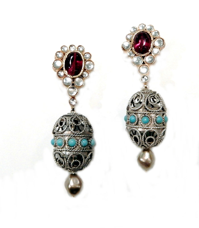 Cabochon and Filigree