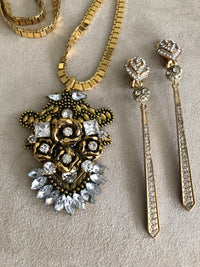 Crystal Daggers