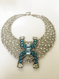 3,000 Stone Collar