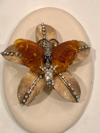 Monumental Pollinator
