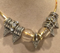 Cubed Collar with Arrowheads