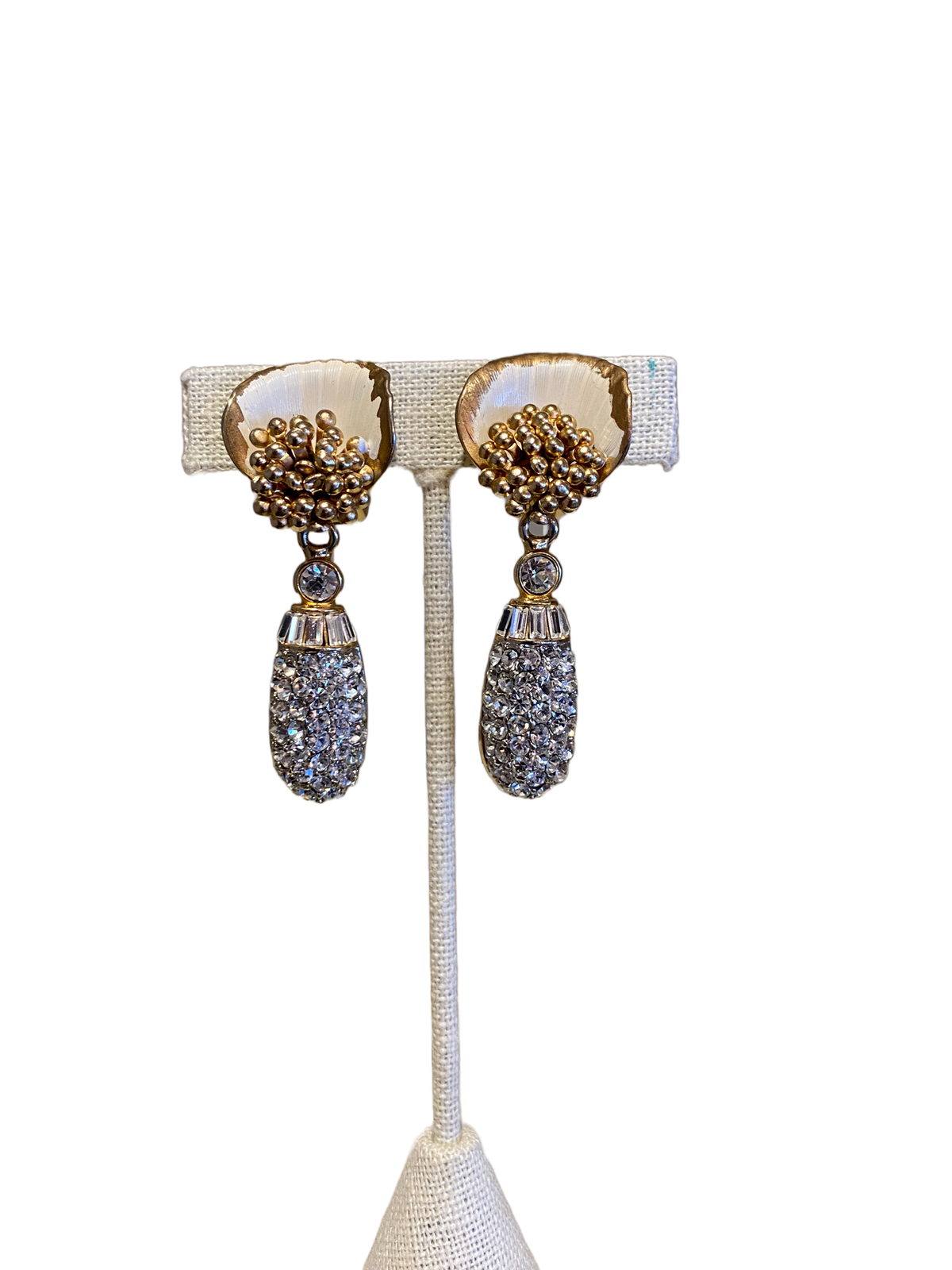 Caviar on Clam Shell