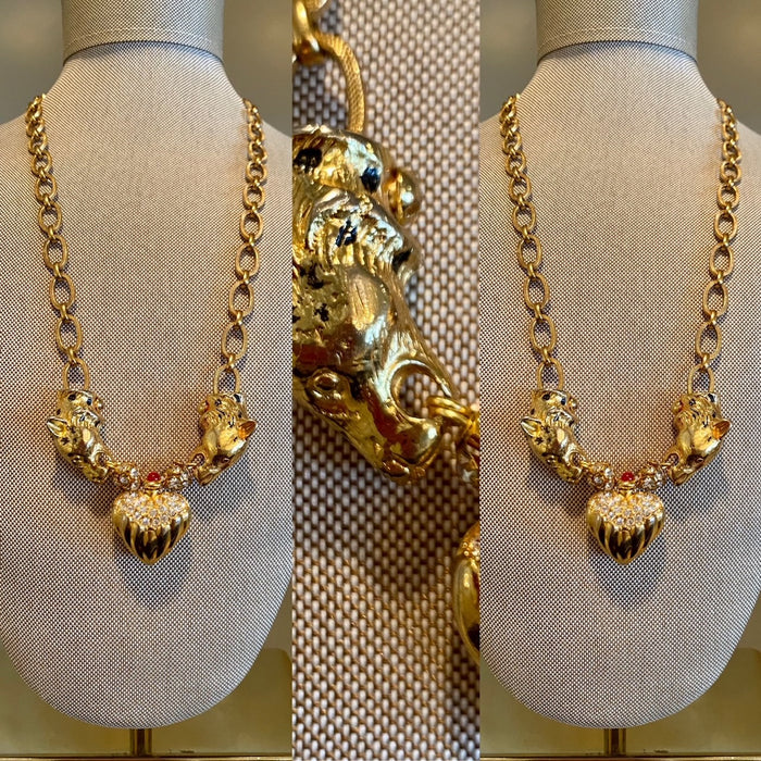 Leopard in Love